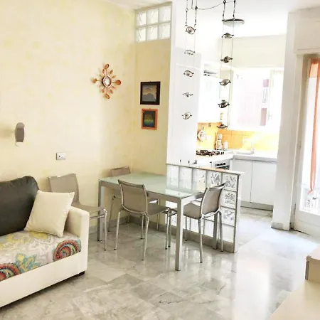 4 Bed In 7 Min Duomo Up To 6 Peop