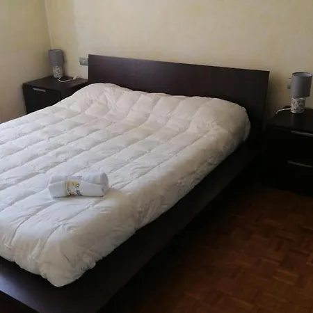 4 Bed In 7 Min Duomo Up To 6 Peop *