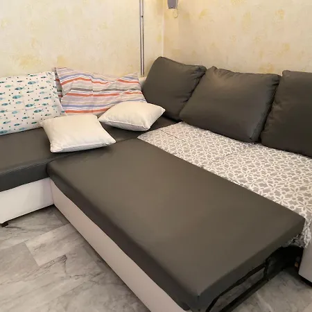 Apartment 4 Bed In 7 Min Duomo Up To 6 Peop Milan
